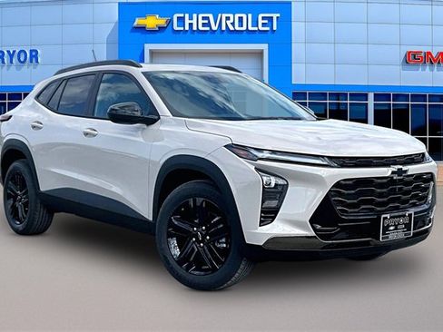 New 2026 Chevrolet Trax ACTIV w/ Sunroof Package image 1