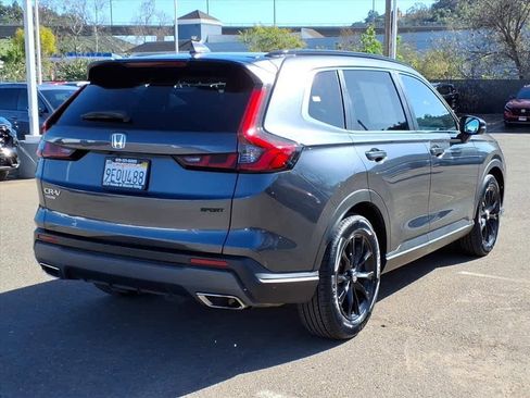 Used 2023 Honda CR-V Sport image 4