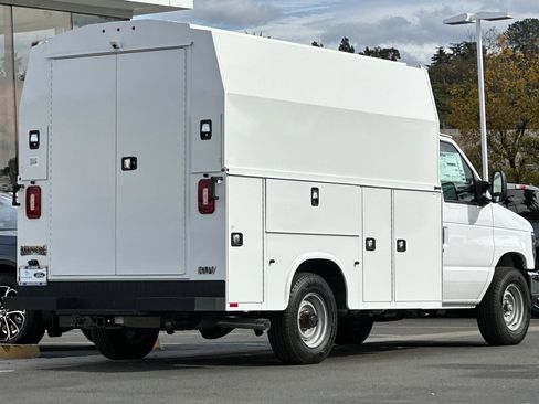 New 2026 Ford E-350 and Econoline 350 Super Duty w/ Power Equipment Group image 3