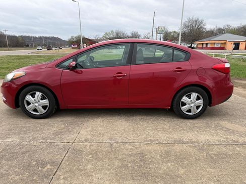 Used 2016 Kia Forte LX w/ LX Popular Package image 4