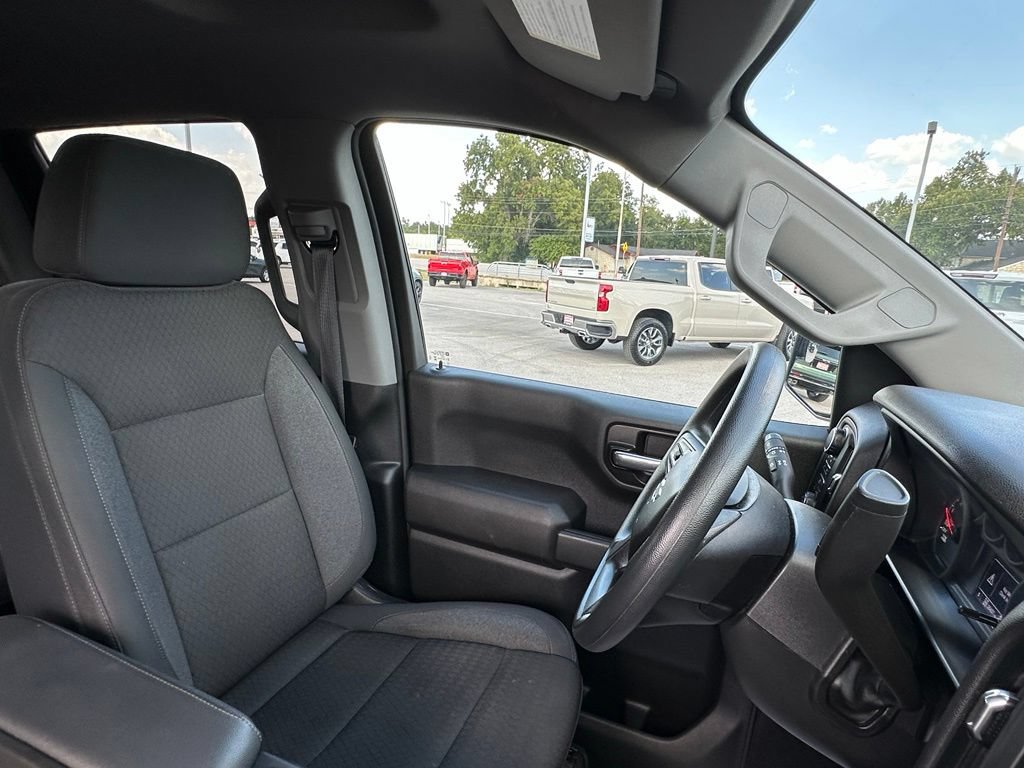 Used 2025 Chevrolet Silverado 1500 Custom Trail Boss AWD/4WD image 36