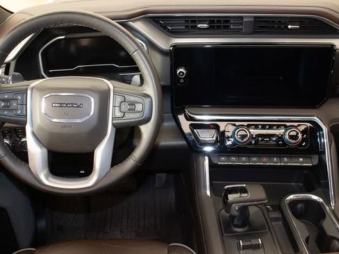 Used 2024 GMC Sierra 1500 Denali w/ Denali Reserve Package image 13