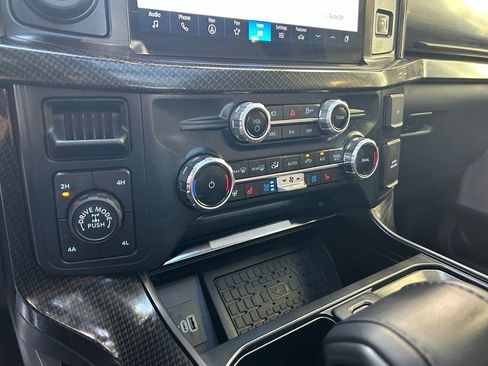 Used 2025 Ford F150 Lariat w/ Equipment Group 502A High AWD/4WD image 40