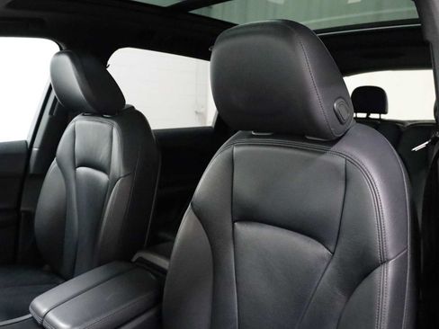 Used 2019 Audi Q7 3.0T Premium Plus AWD/4WD image 18