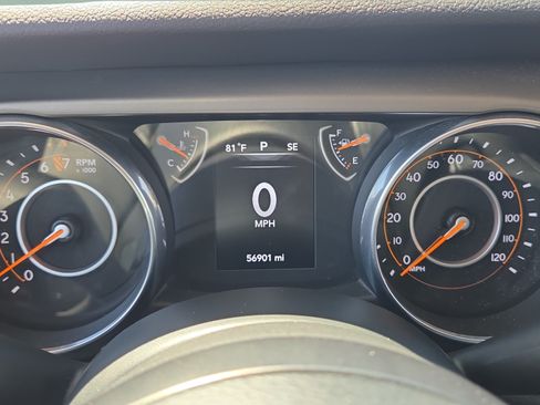 Used 2018 Jeep Wrangler Unlimited Sport S AWD/4WD image 23