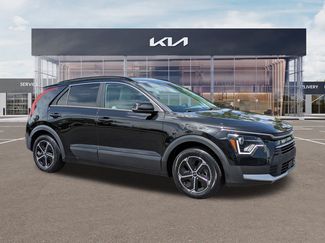 Certified 2023 Kia Niro EX FWD video 1