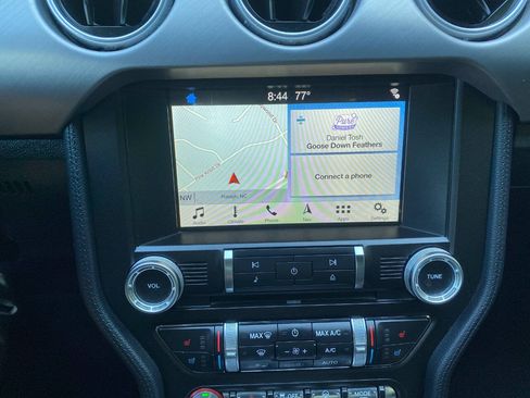 Used 2018 Ford Mustang GT Premium RWD image 28