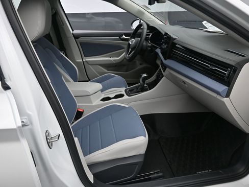 New 2026 Volkswagen Jetta SE FWD image 26