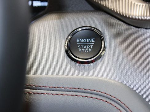 Used 2025 Ford Explorer Active w/ Active Comfort Package image 45