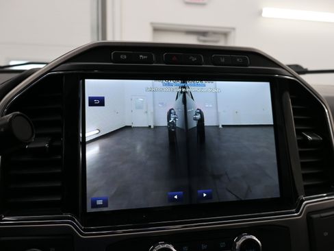 Used 2022 Ford F350 Platinum image 21