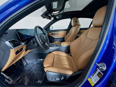 Certified 2023 BMW 330i Sedan w/ M Sport Package image 22