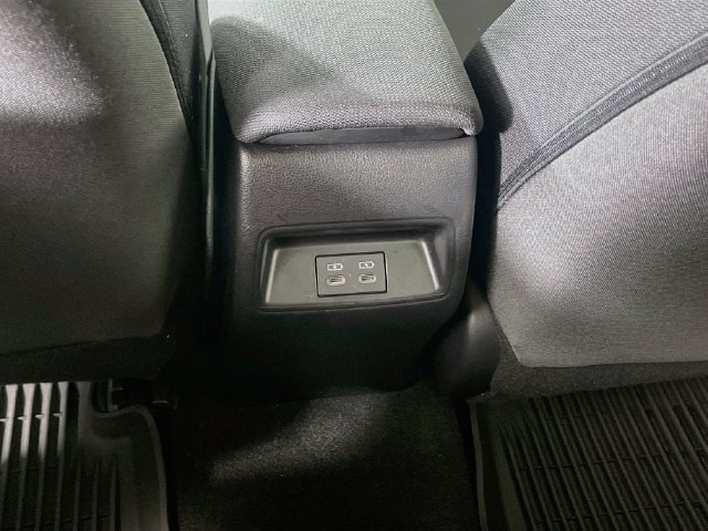 Used 2025 Toyota Corolla LE w/ Convenience Package FWD image 24