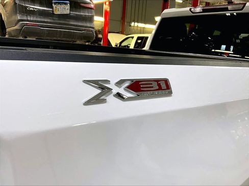 Used 2023 GMC Sierra 1500 Elevation w/ X31 Off-Road Package AWD/4WD image 29
