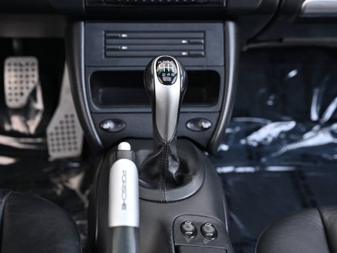 Used 2002 Porsche 911 GT3 RS image 22