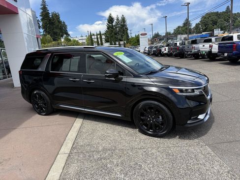 Used 2022 Kia Carnival SX Prestige w/ Paint Protection Package FWD image 7