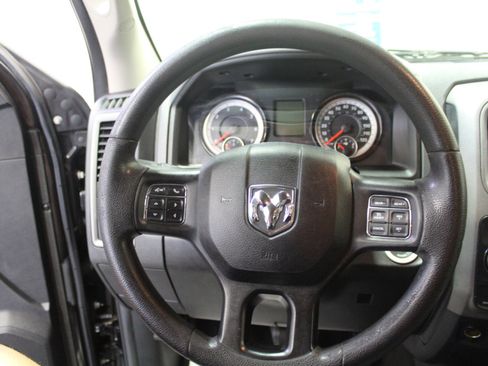 Used 2017 RAM 1500 Express image 8