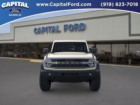 New 2026 Ford Bronco Outer Banks w/ Sasquatch Package AWD/4WD image 6
