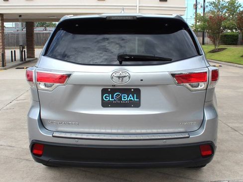 Used 2014 Toyota Highlander Limited FWD image 6