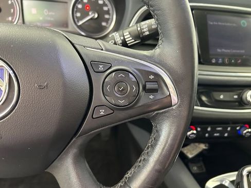 Used 2020 Buick Enclave Essence w/ Sound and Sites Package FWD image 17