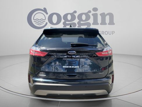 Used 2022 Ford Edge SEL w/ Convenience Package AWD/4WD image 3