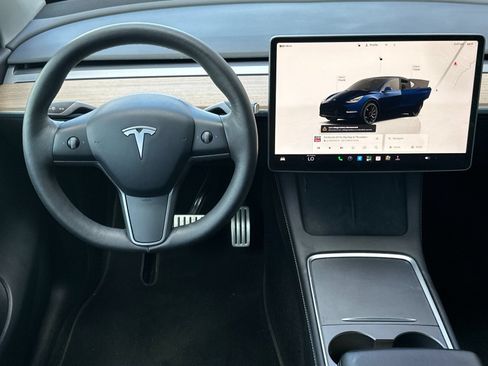 Used 2022 Tesla Model Y Performance AWD/4WD image 13
