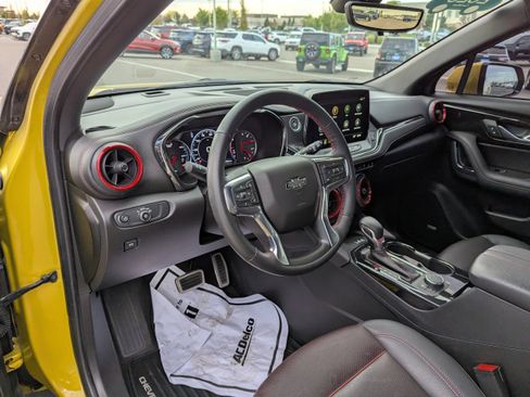 Certified 2023 Chevrolet Blazer RS w/ Driver Confidence II Package image 13
