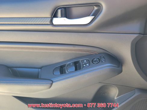 Used 2022 Nissan Altima 2.5 SR FWD image 17