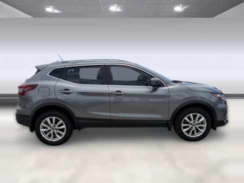 Used 2021 Nissan Rogue Sport SV w/ Technology Package FWD image 8