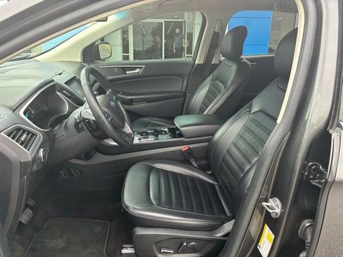Used 2019 Ford Edge SEL w/ Equipment Group 201A image 9