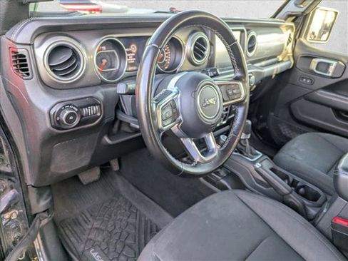 Used 2020 Jeep Wrangler Unlimited Sahara w/ Uconnect 4C Nav & Sound Group image 15