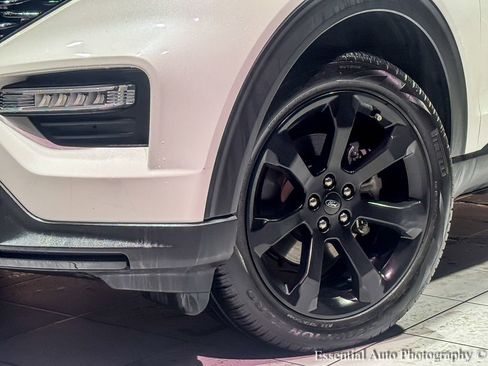 Used 2022 Ford Explorer ST-Line w/ Class IV Trailer Tow Package image 4