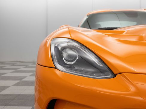 Used 2014 SRT Viper SRT-10 image 29