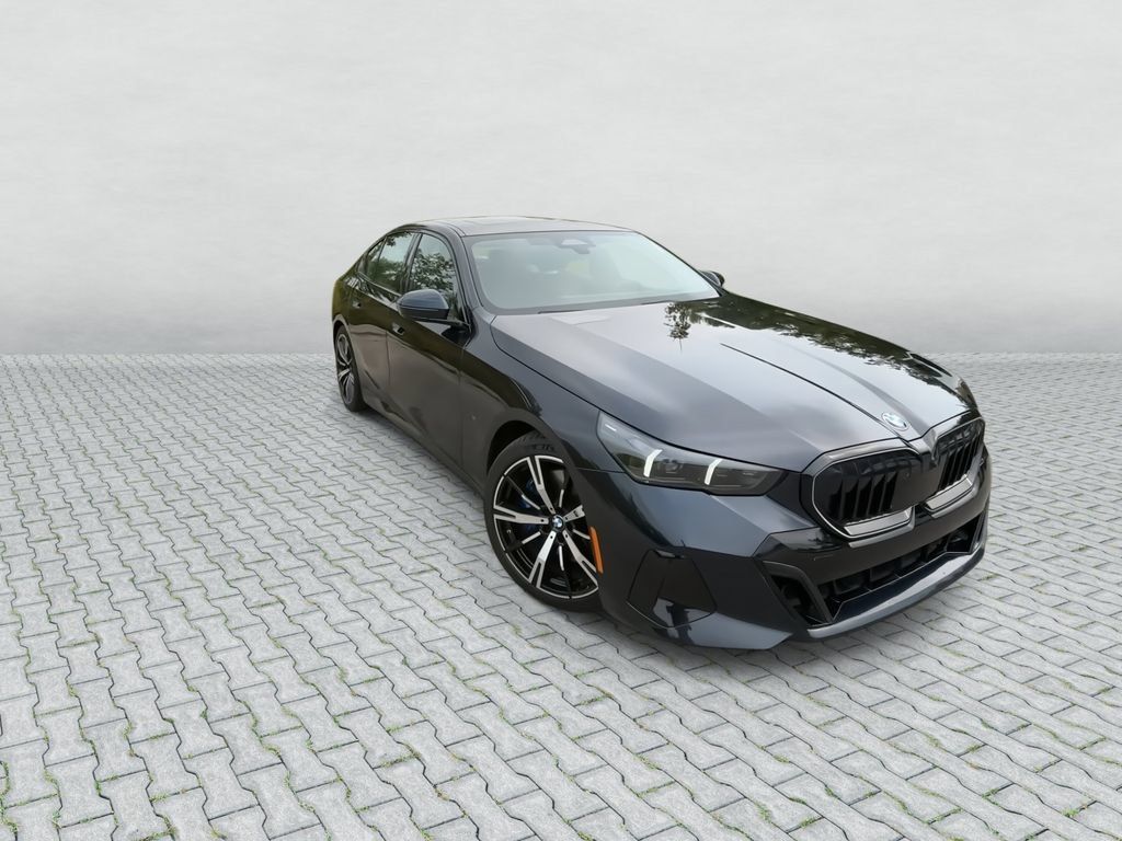 Certified 2024 BMW 540i xDrive w/ Premium Package AWD/4WD image 2