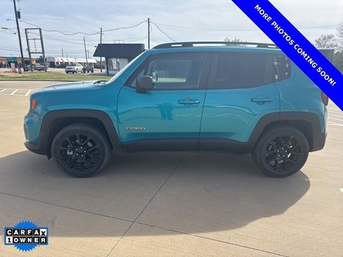 Used 2022 Jeep Renegade Latitude image 4