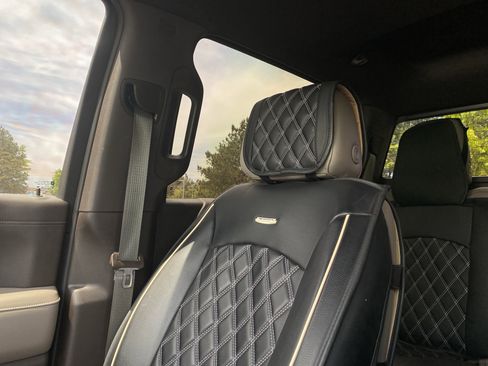 Used 2022 GMC Sierra 1500 SLT w/ SLT Premium Plus Package image 20