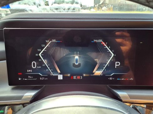 Used 2023 BMW 740i RWD image 16