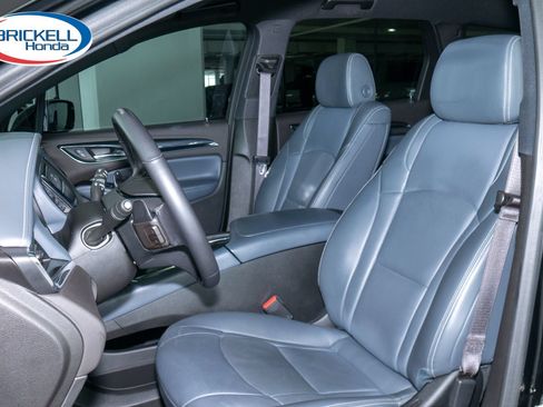 Used 2024 Buick Enclave Essence w/ Technology Package FWD image 15