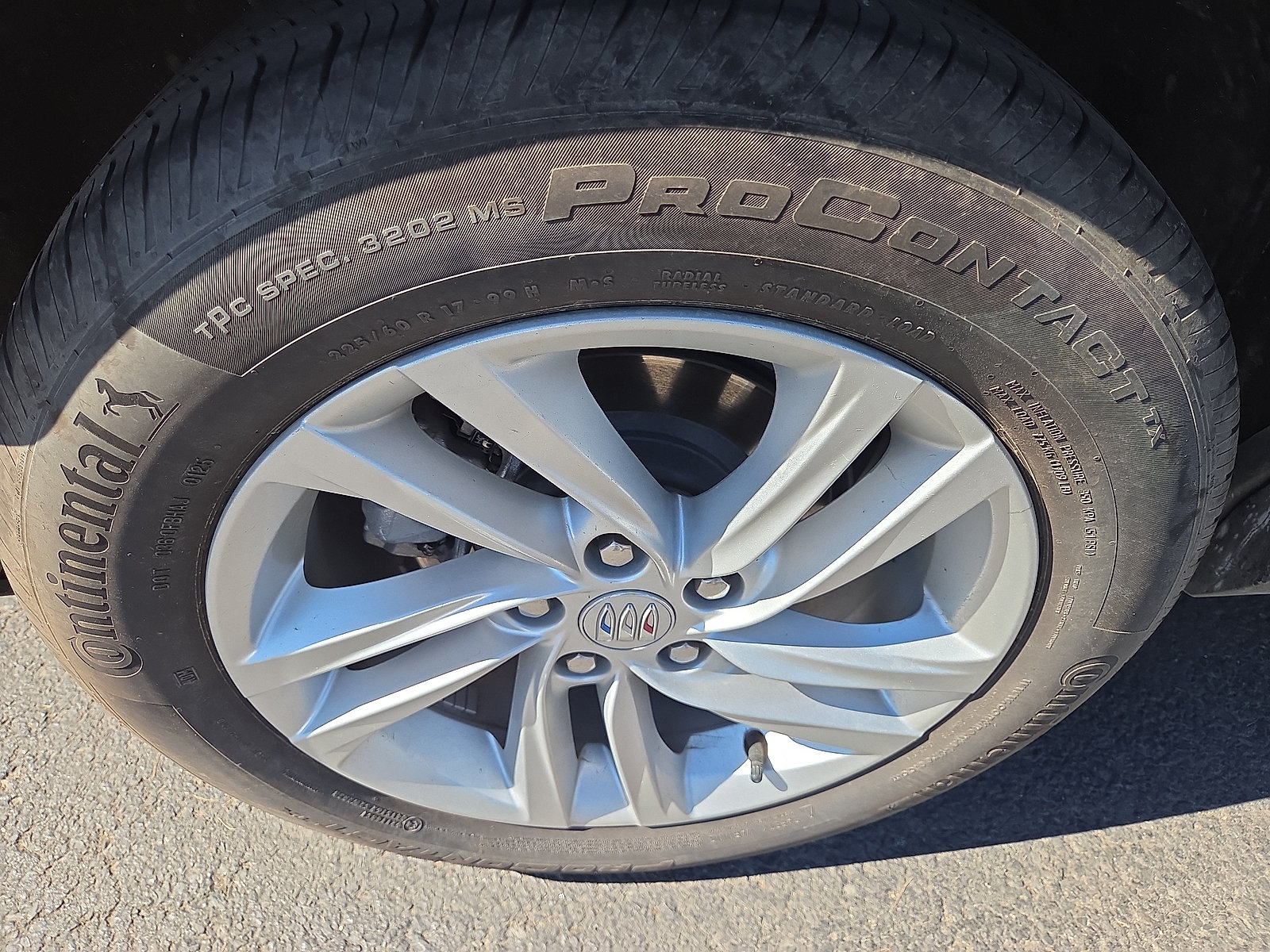 Used 2025 Buick Envista Preferred w/ Convenience I Package FWD image 10