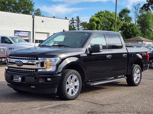Used 2018 Ford F150 XLT w/ Equipment Group 302A Luxury AWD/4WD image 8