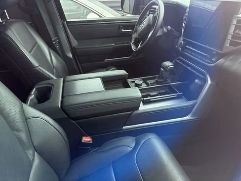 Used 2023 Toyota Tundra Platinum AWD/4WD image 7