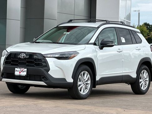 New 2026 Toyota Corolla Cross LE AWD/4WD image 8