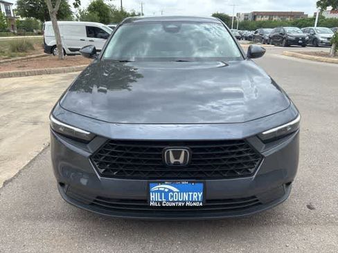 Used 2025 Honda Accord LX image 8