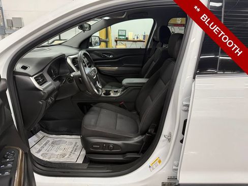 Used 2023 GMC Acadia SLE w/ Driver Convenience Package AWD/4WD image 13