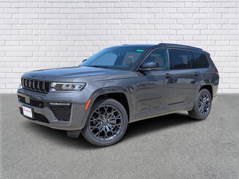 New 2026 Jeep Grand Cherokee L Summit w/ Obsidian Package AWD/4WD image 1