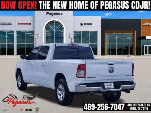 Used 2021 RAM 1500 Big Horn AWD/4WD image 4