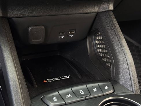 Used 2026 Chevrolet TrailBlazer RS w/ Convenience Package FWD image 20