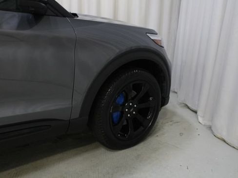 Used 2023 Ford Explorer ST-Line w/ Class IV Trailer Tow Package AWD/4WD image 31