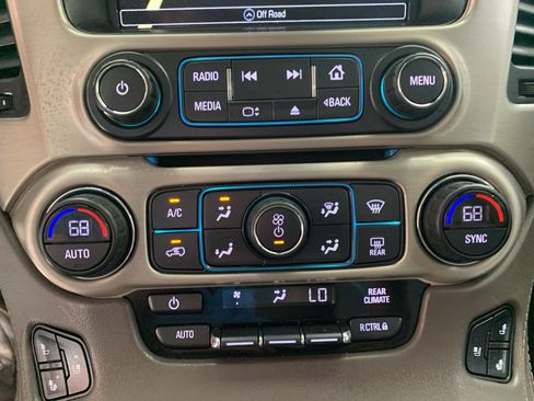 Used 2020 GMC Yukon Denali w/ Open Road Package AWD/4WD image 28