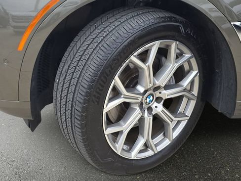 Used 2025 BMW X7 xDrive40i AWD/4WD image 37