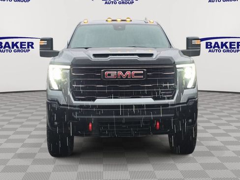 Used 2025 GMC Sierra 2500 AT4X AWD/4WD image 2